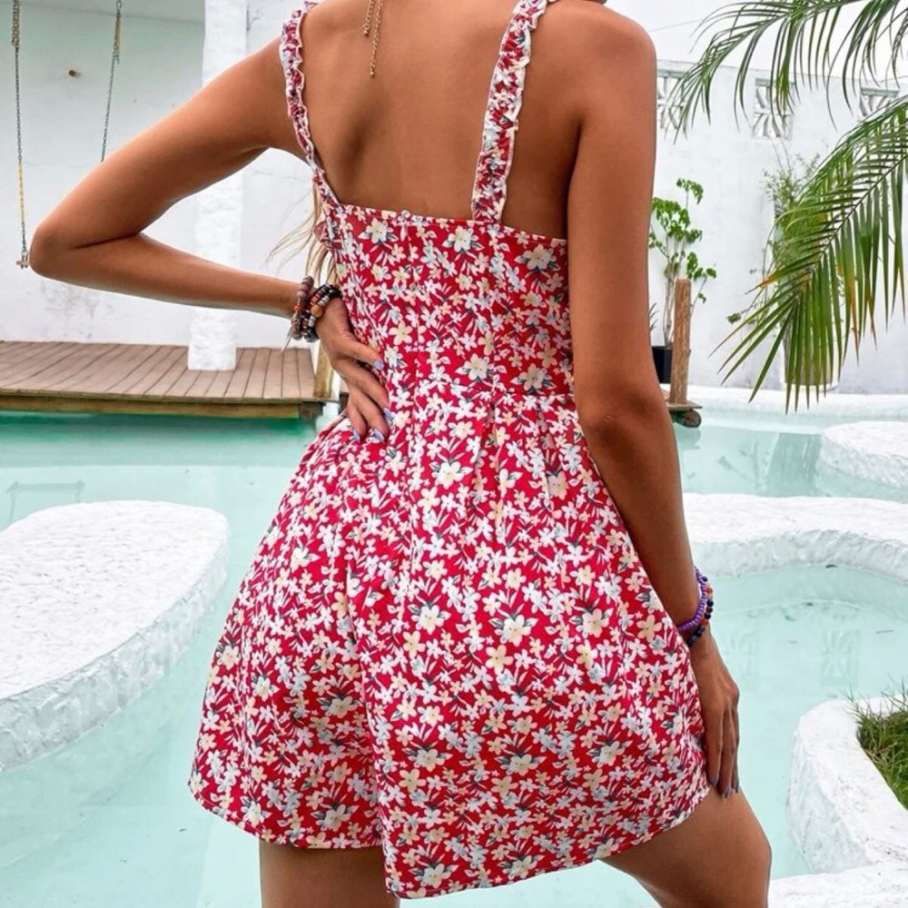 Romper - Picture 2 of 5